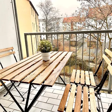 Design Lilly - Balkon - Wlan - Zentral Λειψία